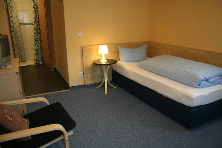 Hotel Zum Grunewald Dinslaken Quarto foto